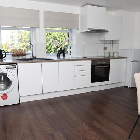 Watford Luxury 1 Bed Flat - Free Parking Appartement Buitenkant foto