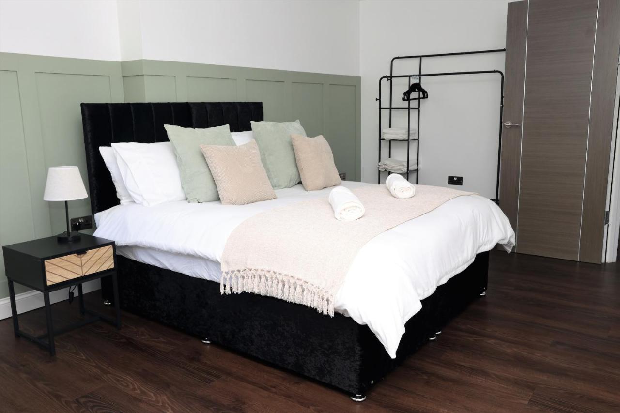 Watford Luxury 1 Bed Flat - Free Parking Appartement Buitenkant foto